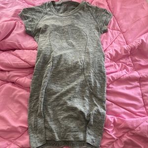 Grey lululemon size 2 swiftly tech slightly used workout top